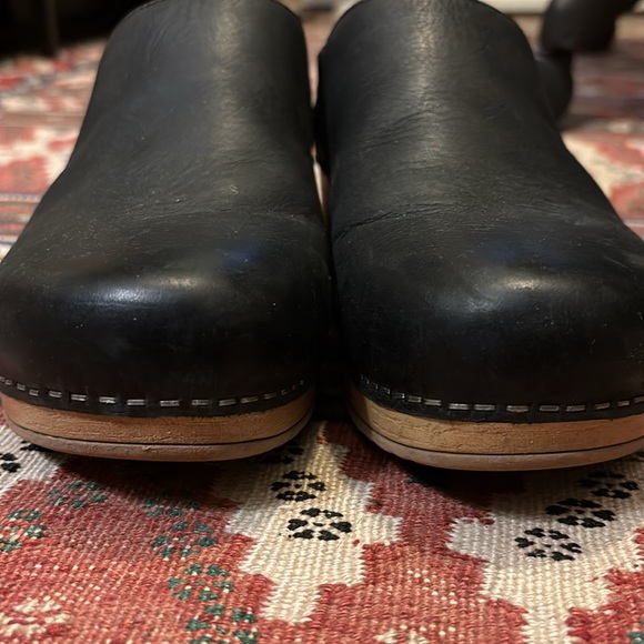 Dansko Brenda Black Mule 37  6.5/7 US - Picture 7 of 9